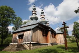 Zabytkowa cerkiew w stylu łemkowskim w Turzańsku (fot